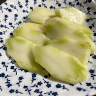 野菜を丸ごと）ブロッコリーの芯の糠漬け★ぬかづけ